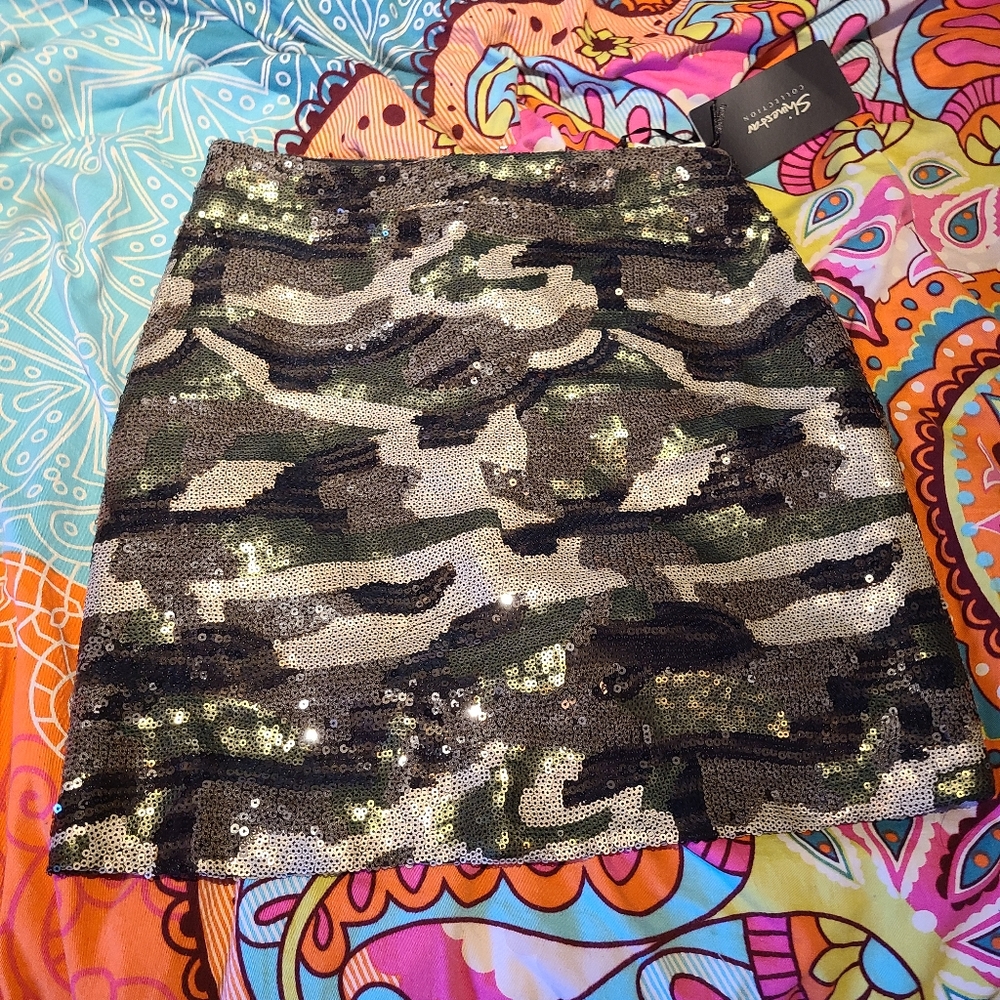 Sparkly sequin camo mini skirt